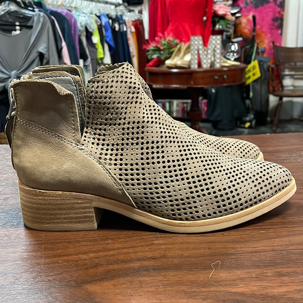 Dolce Vita Tommi Ankle Boots Womens Size 7.5